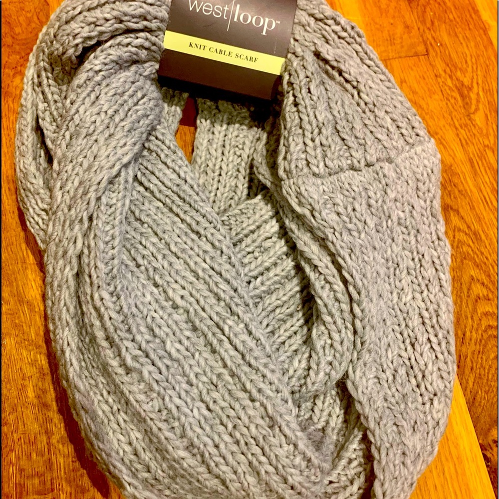 Brand New Woven Cable Scarf